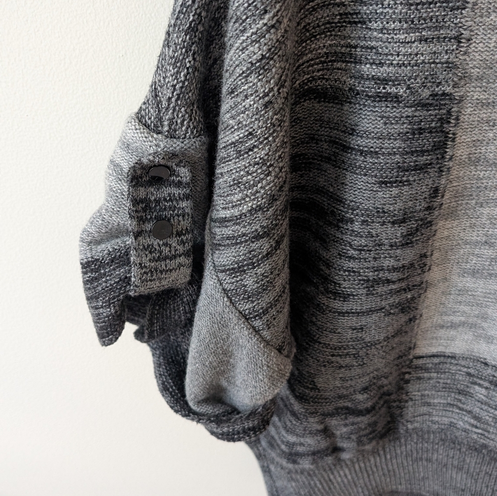 Kenneth Cole New York Short Sleeve Black And Grey Neutral Sweater. Size Medium - Picture 11 of 13